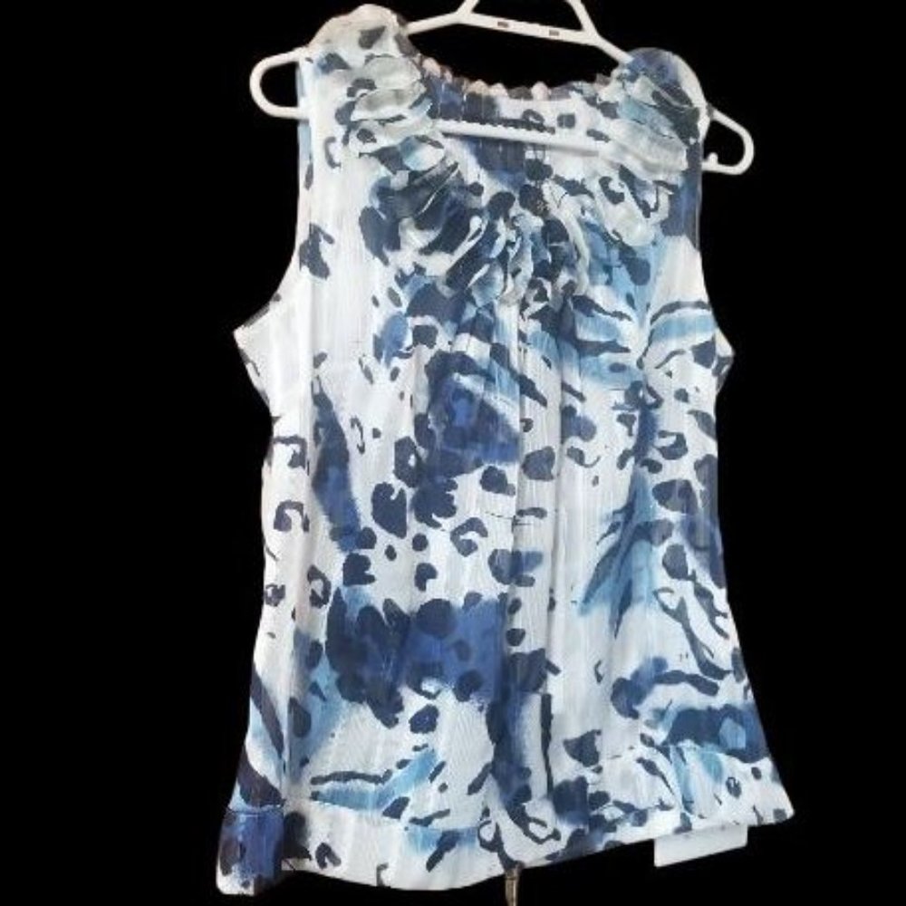 ❤️🛍️ Lavena Sleeveless Ruffle Blouse  Size S❤️🛍️